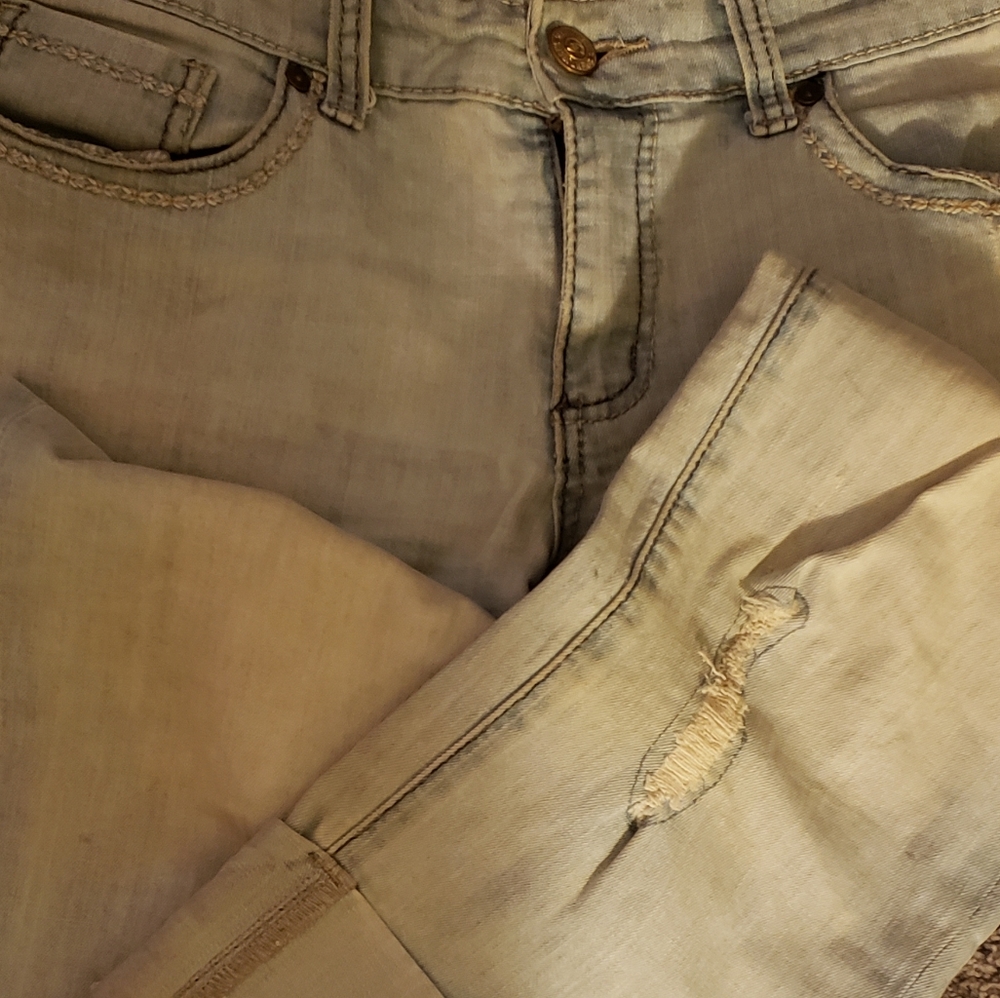 Seven 7 Jeans!!